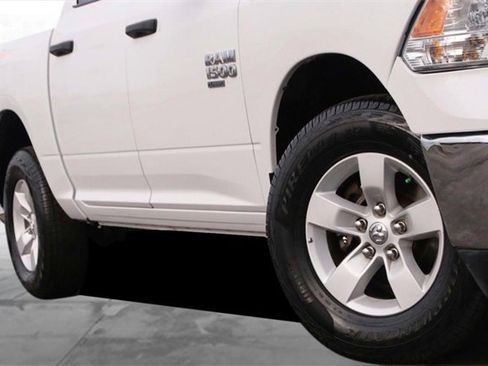 Used 2023 RAM 1500 Classic SLT w/ Trailer & Traction Group image 3