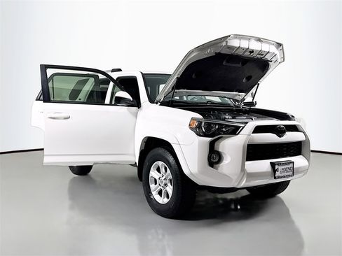 Used 2019 Toyota 4Runner SR5 image 20