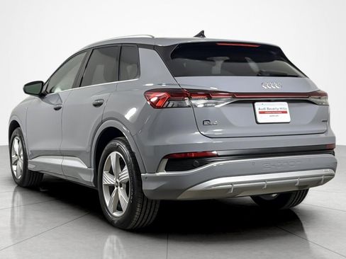 Used 2023 Audi Q4 e-tron Prestige AWD/4WD image 3