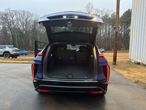 Used 2024 Cadillac Lyriq Luxury image 34