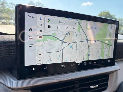 Used 2026 Ford Explorer Active RWD image 28