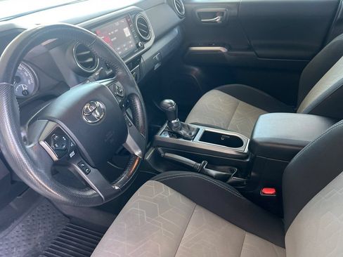 Certified 2023 Toyota Tacoma TRD Off-Road w/ Black Out Package (TMS) AWD/4WD image 7