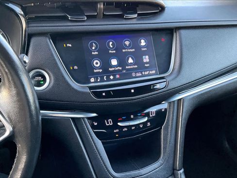 Used 2020 Cadillac XT5 Premium Luxury image 7