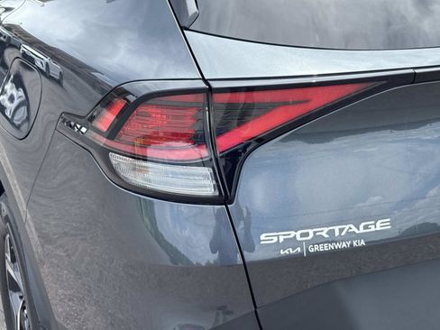 Used 2023 Kia Sportage LX AWD/4WD image 35