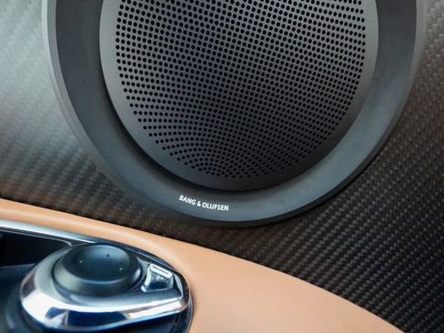 Used 2023 Aston Martin DBS Volante image 65