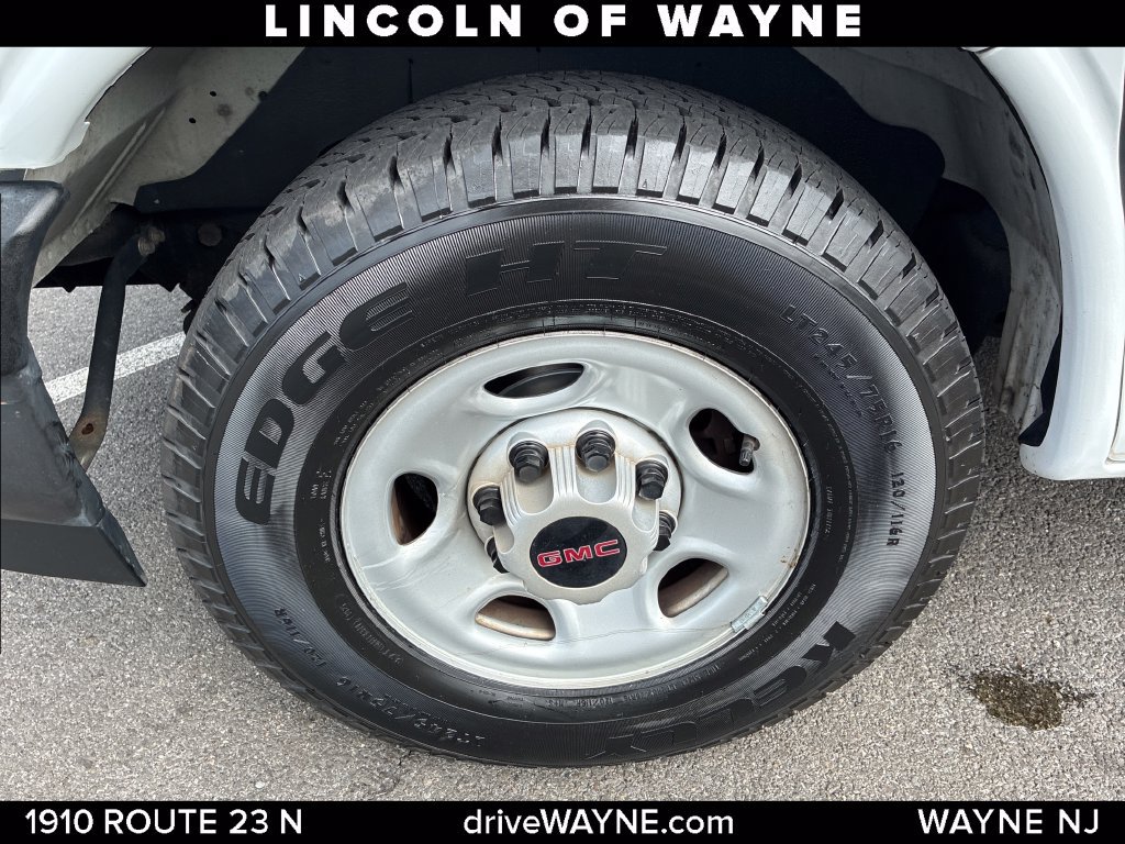 Used 2022 GMC Savana 2500 RWD image 16
