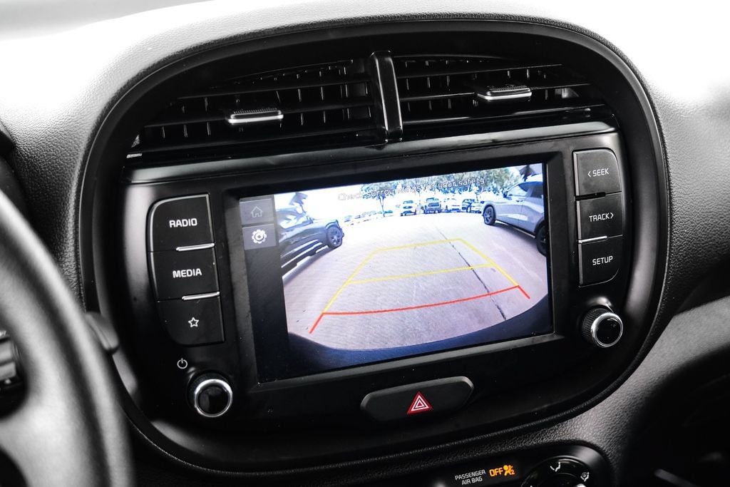 Used 2022 Kia Soul LX w/ Technology Package FWD image 19