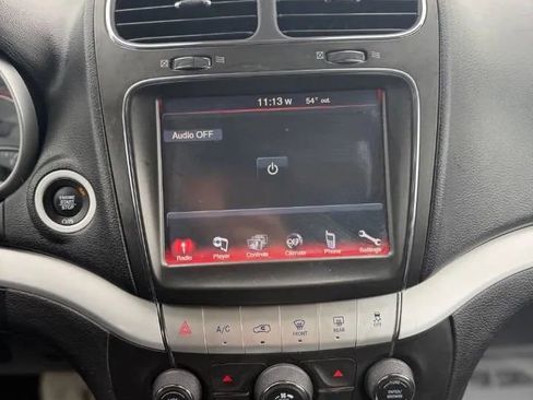 Used 2019 Dodge Journey GT AWD/4WD image 18