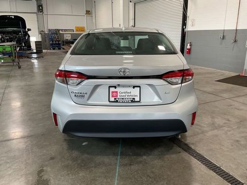 Used 2023 Toyota Corolla LE FWD image 5