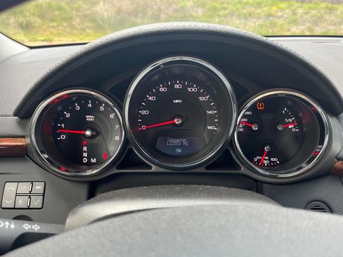 Used 2010 Cadillac CTS Luxury RWD image 19