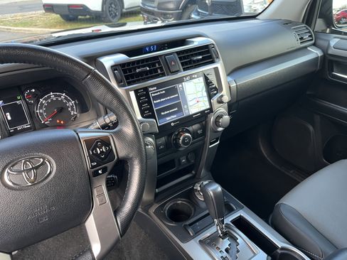 Used 2024 Toyota 4Runner SR5 Premium image 14
