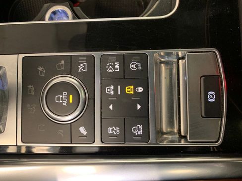 Used 2017 Land Rover Range Rover Sport AWD/4WD image 35