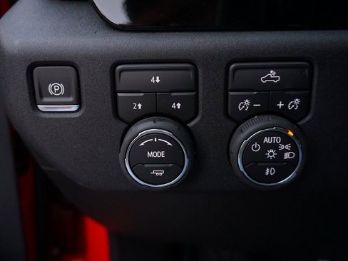 New 2026 Chevrolet Silverado 2500 LT w/ Convenience Package image 22