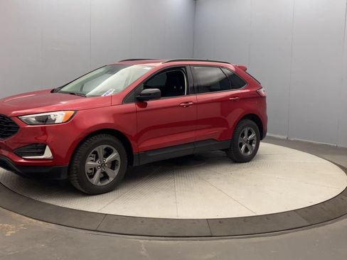 Used 2023 Ford Edge SEL w/ Sport Appearance Package AWD/4WD image 9