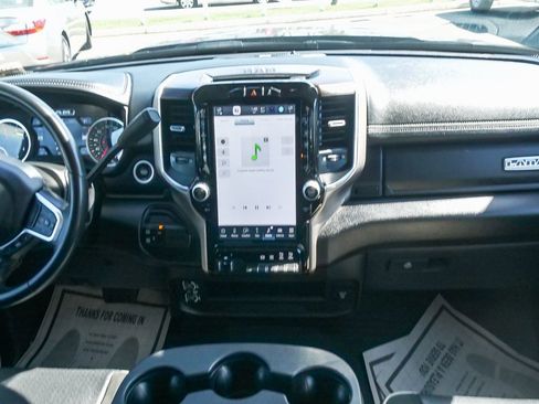 Used 2024 RAM 2500 Laramie image 11