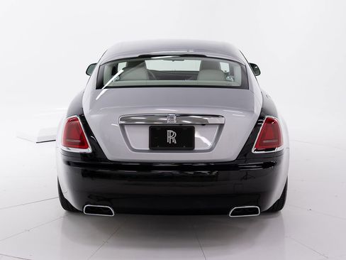 Certified 2019 Rolls-Royce Wraith RWD image 4
