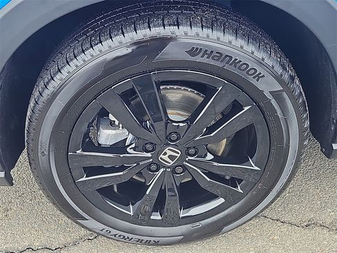 Certified 2026 Honda HR-V Sport image 7