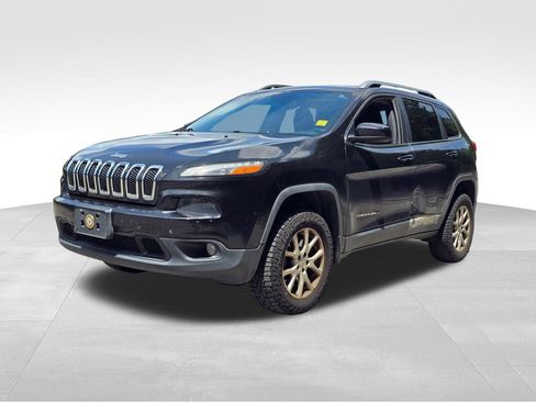 Used 2015 Jeep Cherokee Latitude w/ Trailer Tow Group AWD/4WD image 6