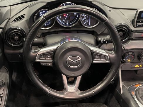 Used 2016 MAZDA MX-5 Miata Sport RWD image 19