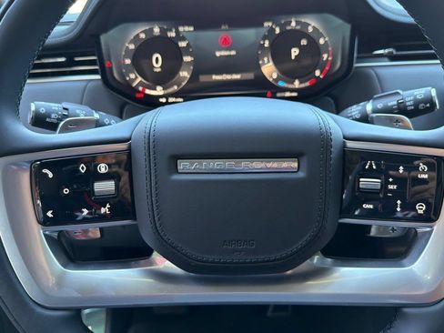 Certified 2025 Land Rover Range Rover Long Wheelbase SE AWD/4WD image 7