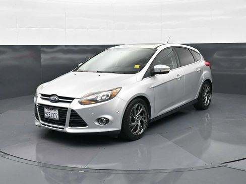 Used 2014 Ford Focus Titanium FWD image 1