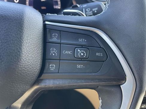 Used 2024 Jeep Grand Cherokee L Limited w/ Black Appearance Package image 13