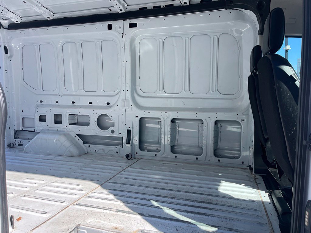 Used 2025 Ford Transit 250 148 Medium Roof RWD image 11