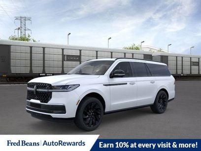 New 2025 Lincoln Navigator L Reserve w/ Jet Appearance Package