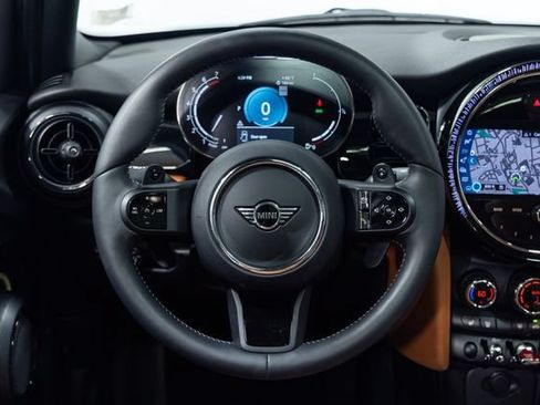 Used 2024 MINI Cooper S w/ Signature Upholstery Package FWD image 14
