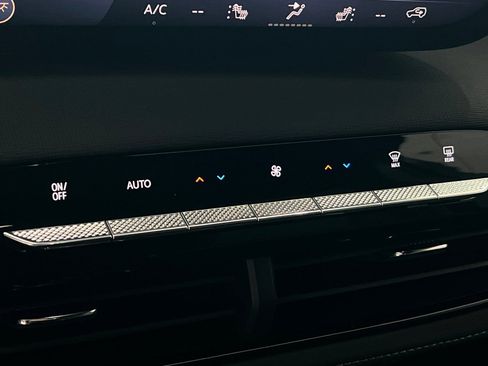 New 2026 Buick Enclave Preferred FWD image 18