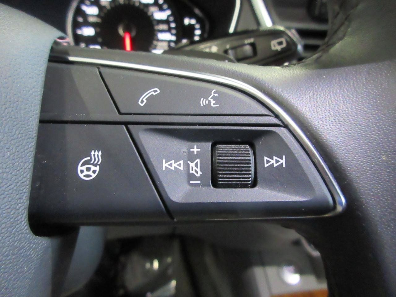 Used 2023 Audi Q5 Premium Plus w/ Convenience Package AWD/4WD image 17
