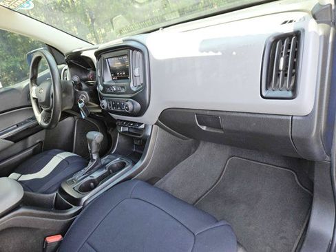 Used 2020 Chevrolet Colorado W/T w/ WT Convenience Package AWD/4WD image 34