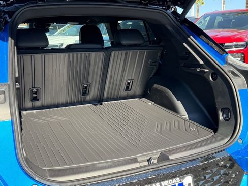 New 2026 Chevrolet Equinox EV RS image 9