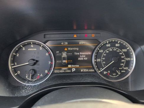Used 2025 Mitsubishi Outlander SE FWD image 16