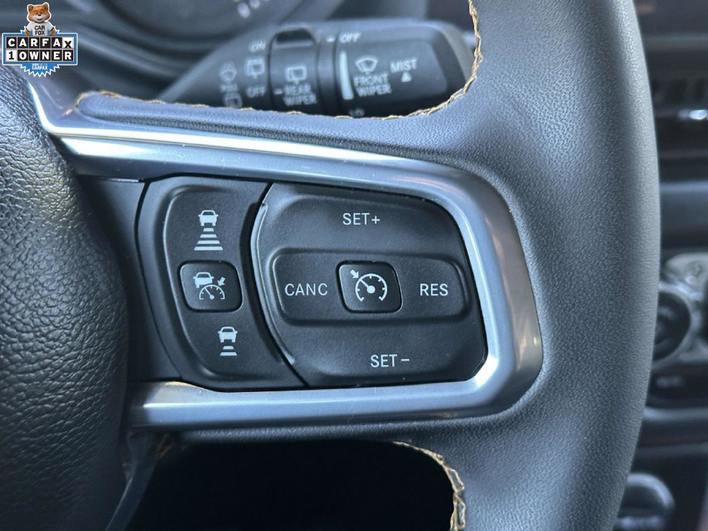 Used 2024 Jeep Wrangler Unlimited Sahara w/ Technology Group AWD/4WD image 19