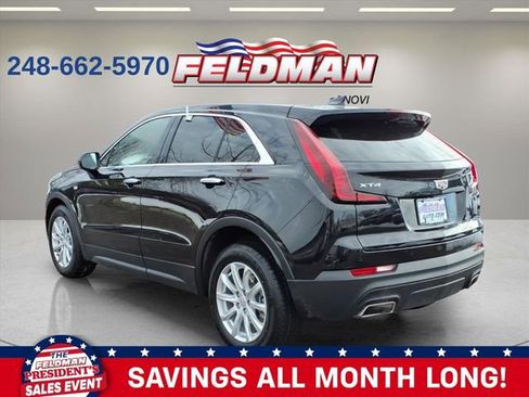 Used 2023 Cadillac XT4 Luxury w/ Cold Weather Package image 7