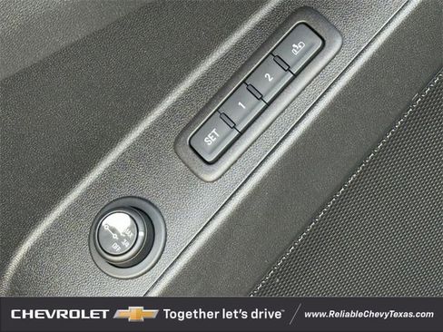 Used 2018 Chevrolet Equinox Premier image 28