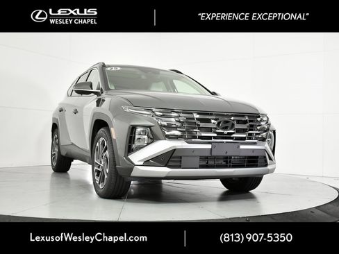 Used 2025 Hyundai Tucson Limited w/ Tow & Go Package image 1