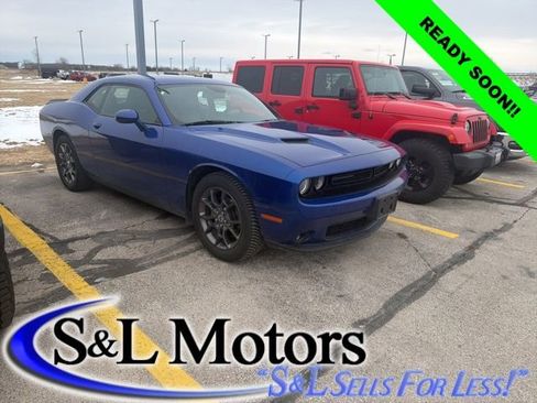 Certified 2018 Dodge Challenger GT w/ Driver Convenience Group image 1