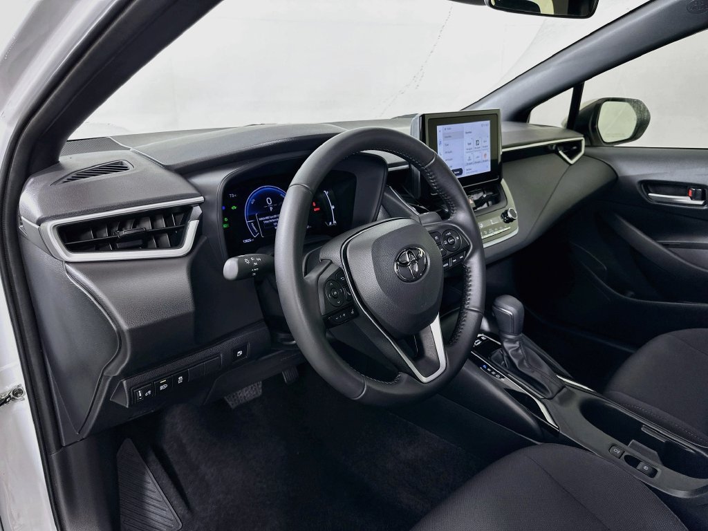 Certified 2026 Toyota Corolla SE FWD image 9