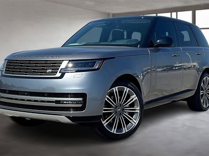 New 2025 Land Rover Range Rover SE
