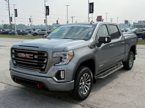 Used 2021 GMC Sierra 1500 AT4 w/ AT4 Premium Package AWD/4WD image 3