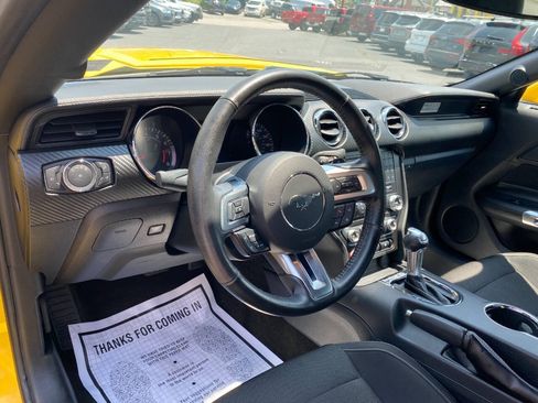 Used 2015 Ford Mustang Convertible w/ Equipment Group 051A RWD image 18