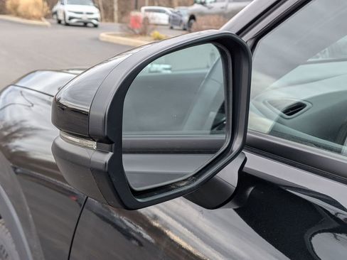 Used 2024 Honda HR-V Sport image 11