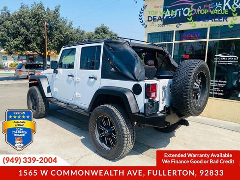 Used 2013 Jeep Wrangler Unlimited Sport image 13
