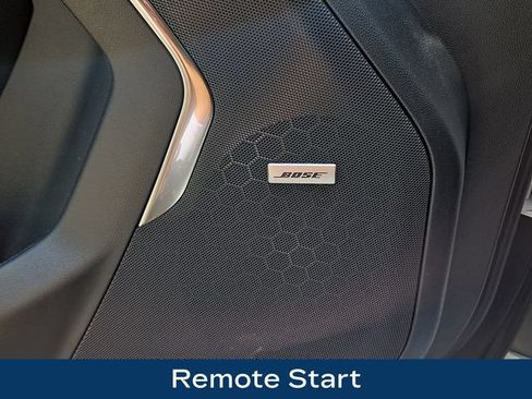 Used 2025 Chevrolet Tahoe Premier AWD/4WD image 12