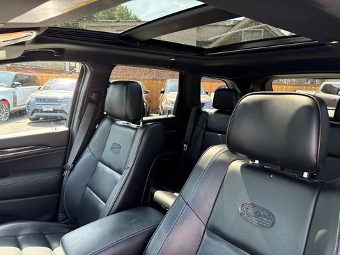 Used 2016 Jeep Grand Cherokee Overland w/ Advanced Technology Group AWD/4WD image 15