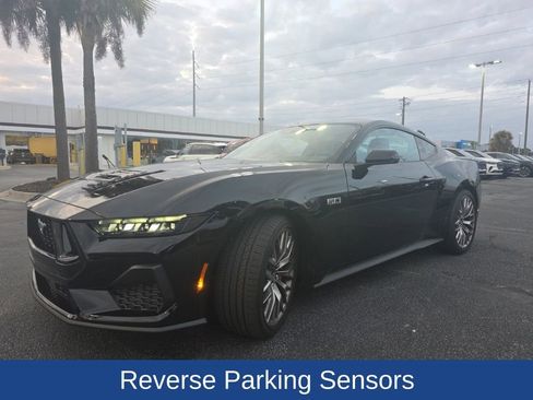 Used 2025 Ford Mustang GT Premium image 5