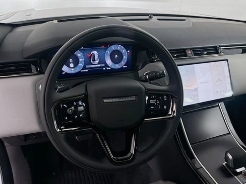 Used 2026 Land Rover Range Rover Velar Dynamic SE image 12