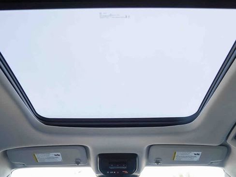 New 2025 Honda Prologue Touring image 16